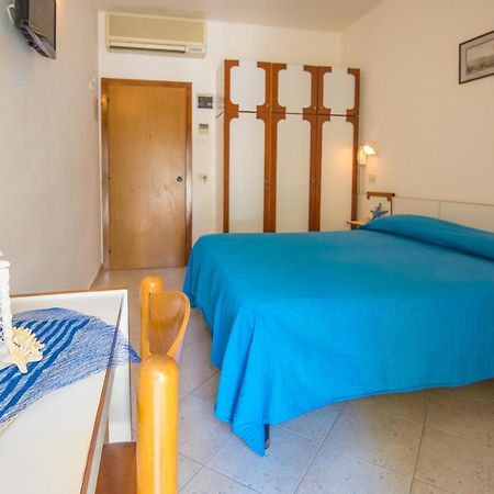 Hotel Venezia Cattolica Exterior foto